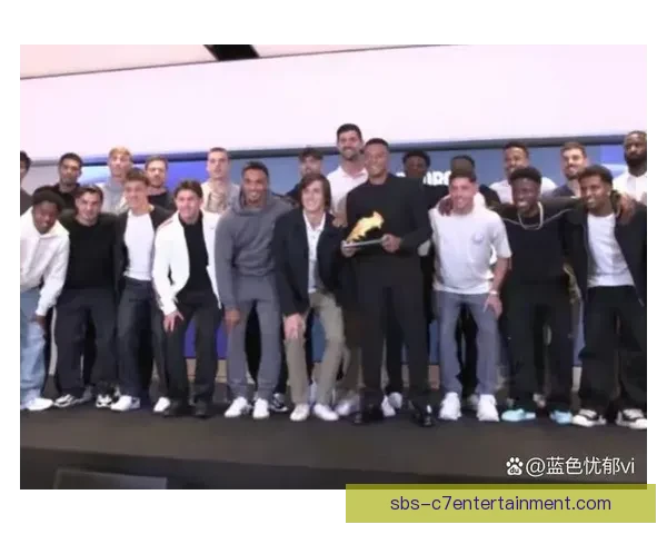 梅西美联杯七场斩十球荣膺金靴与最有价值球员